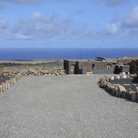 La Casita Del Volcan Hébergement de vacances Ye